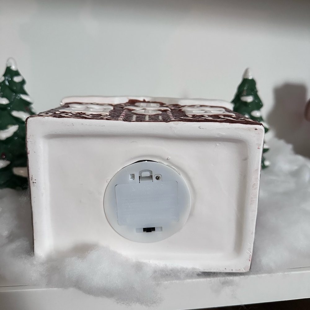 Gingerbread House Cabin Holiday Decor - Picture 6 of 6